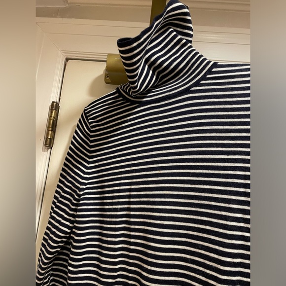 Jcrew Navy/white striped wool turtleneck. Large extra long cuffs - Picture 3 of 6